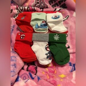 4 packs of Disney Christmas socks - 0/6 months